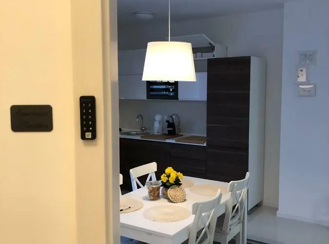 Mandica Appartement *